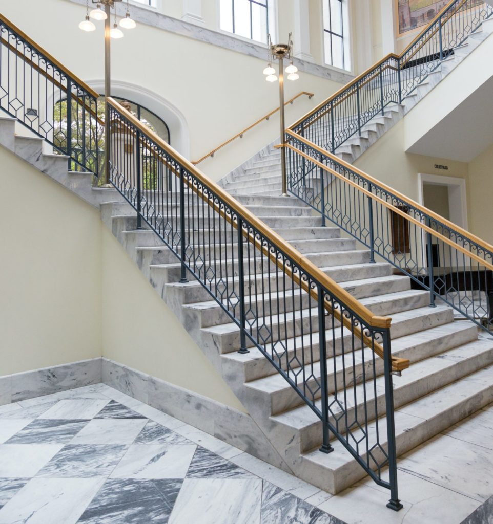 escaleras de marmol